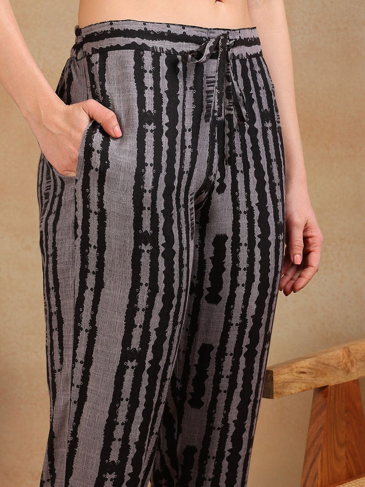 KALINI Floral Printed Regular Zari Straight Kurta with Trousers & Dupatta