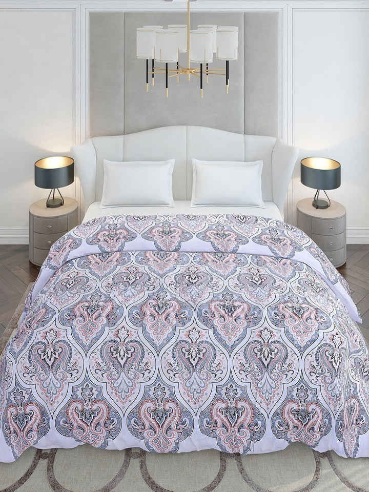 Monte Carlo White & Blue Printed Mild Winter 210 GSM Double Bed Duvet