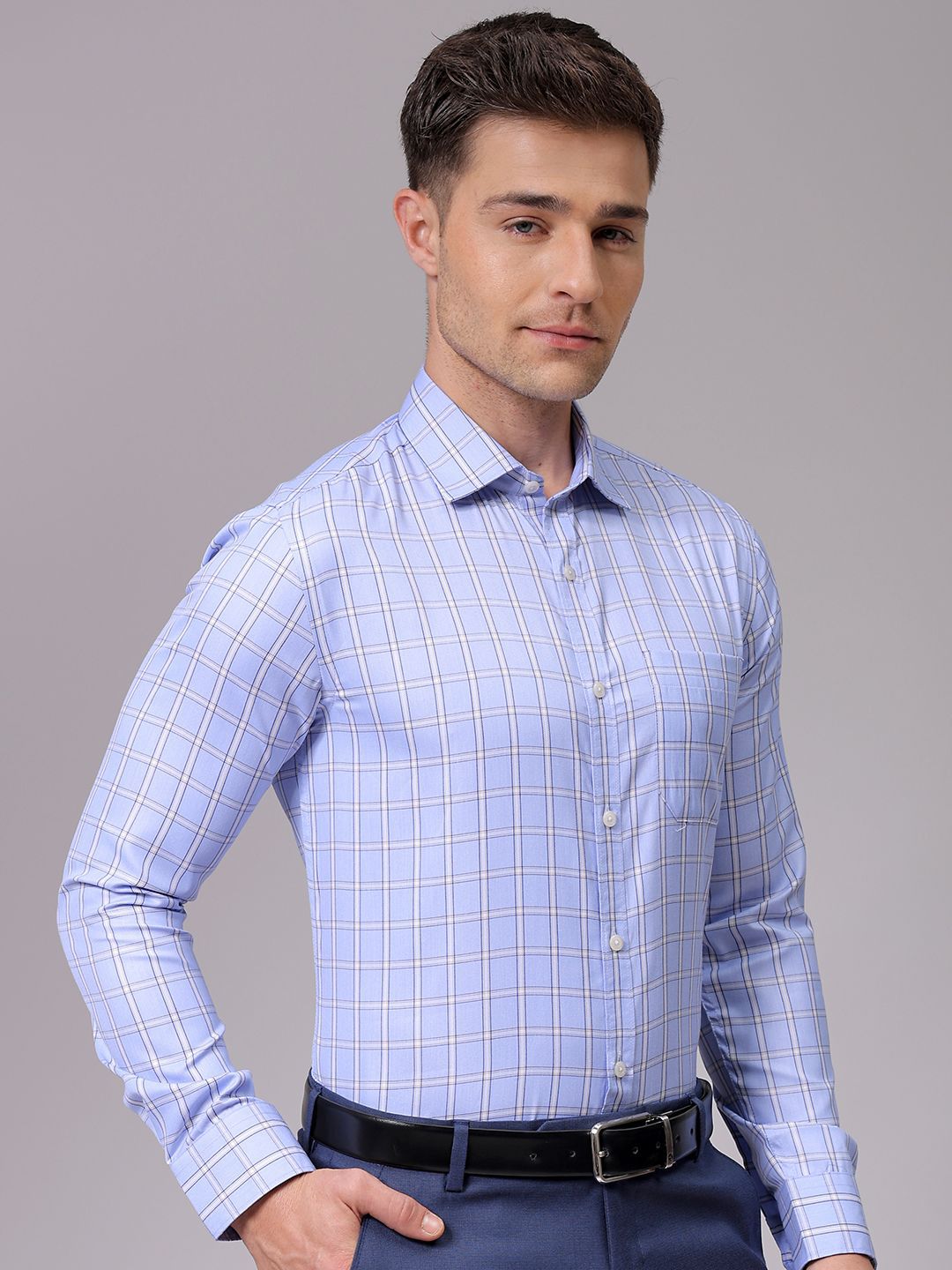 The Indian Garage Co. X Luxe Men Slim Fit Opaque Checked Formal Shirt