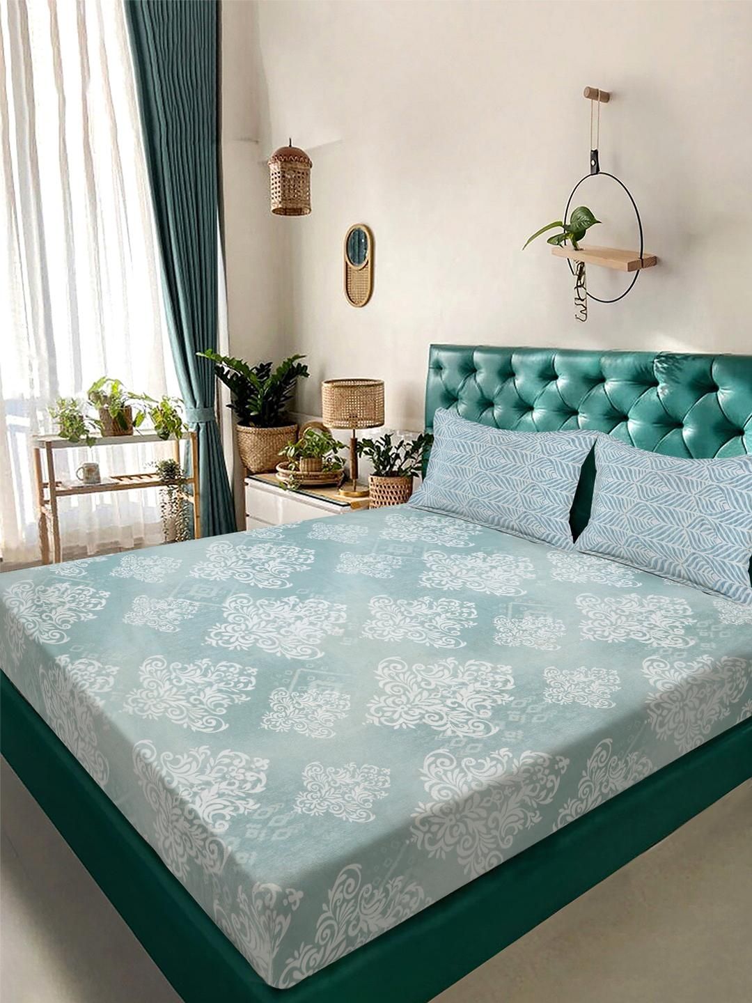 KLOTTHE Green & White Ethnic Motifs 300 TC King Bedsheet with 2 Pillow Covers