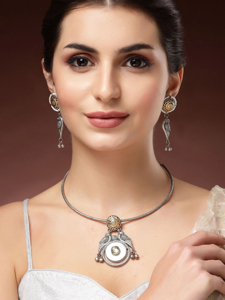 KARATCART Silver-Plated Oxidised Peacock Design Hasli Jewellery Set