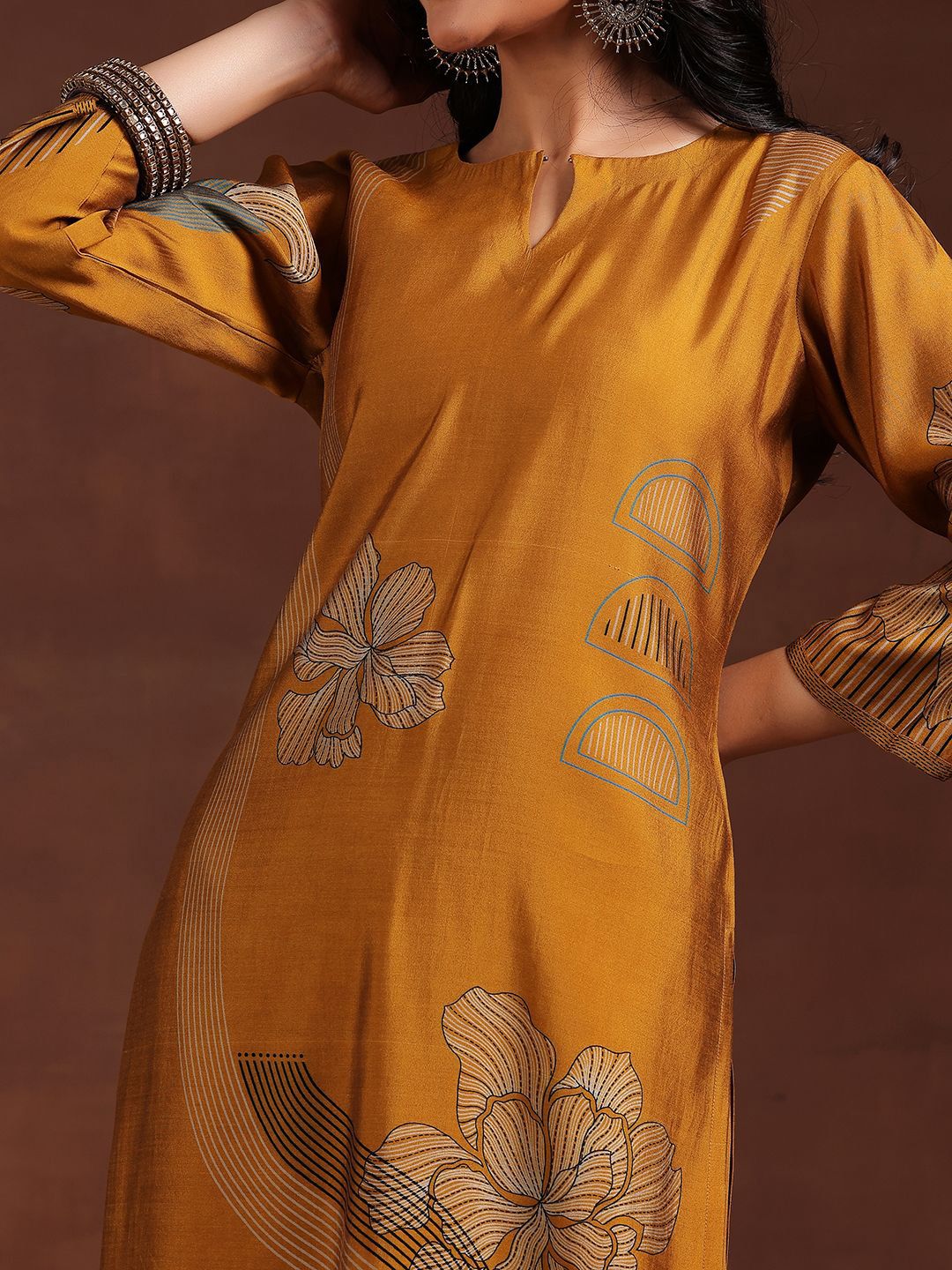 Libas Women Floral Printed Regular Kurta with Trousers & With Dupatta