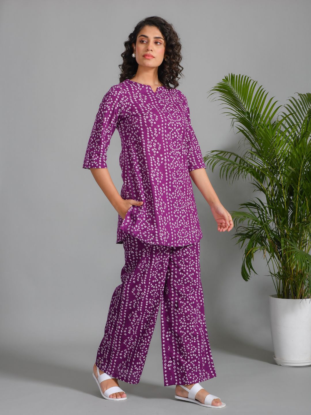 SANSKRUTIHOMES Women Pure Cotton Printed Night suit