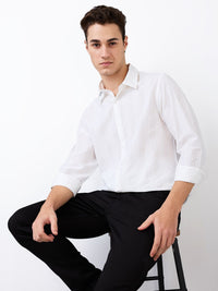 SPYKAR Men Slim Fit Spread Collar Textured Cotton Casual Shirt