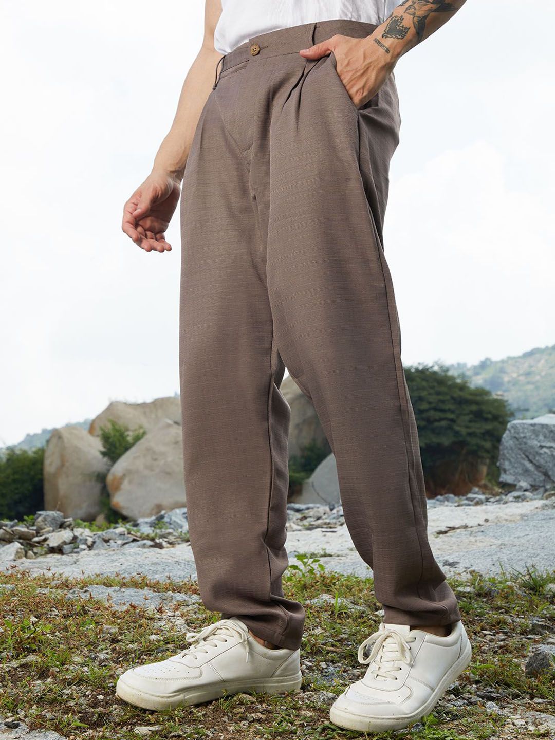 Campus Sutra Men Mid-Rise Comfort Trousers