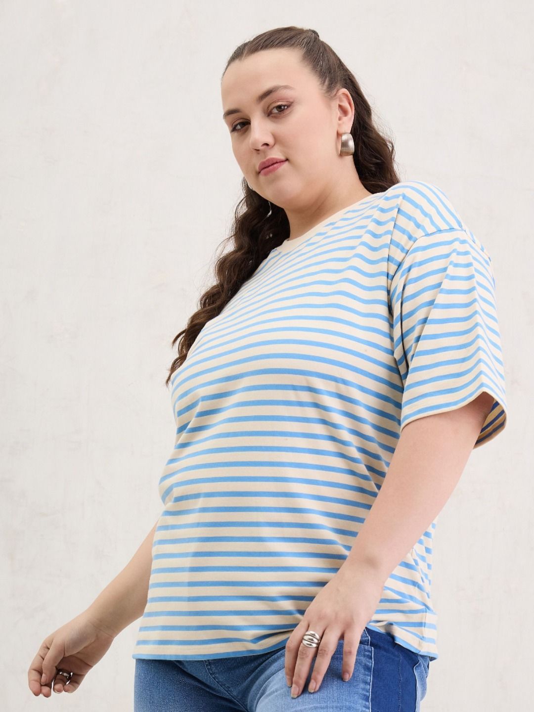 SASSAFRAS Curve Women Plus Size Striped Round Neck Relaxed Fit T-shirt