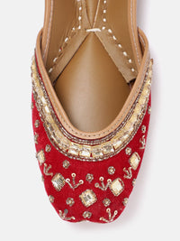 House of Pataudi Embellished Ethnic Mojaris