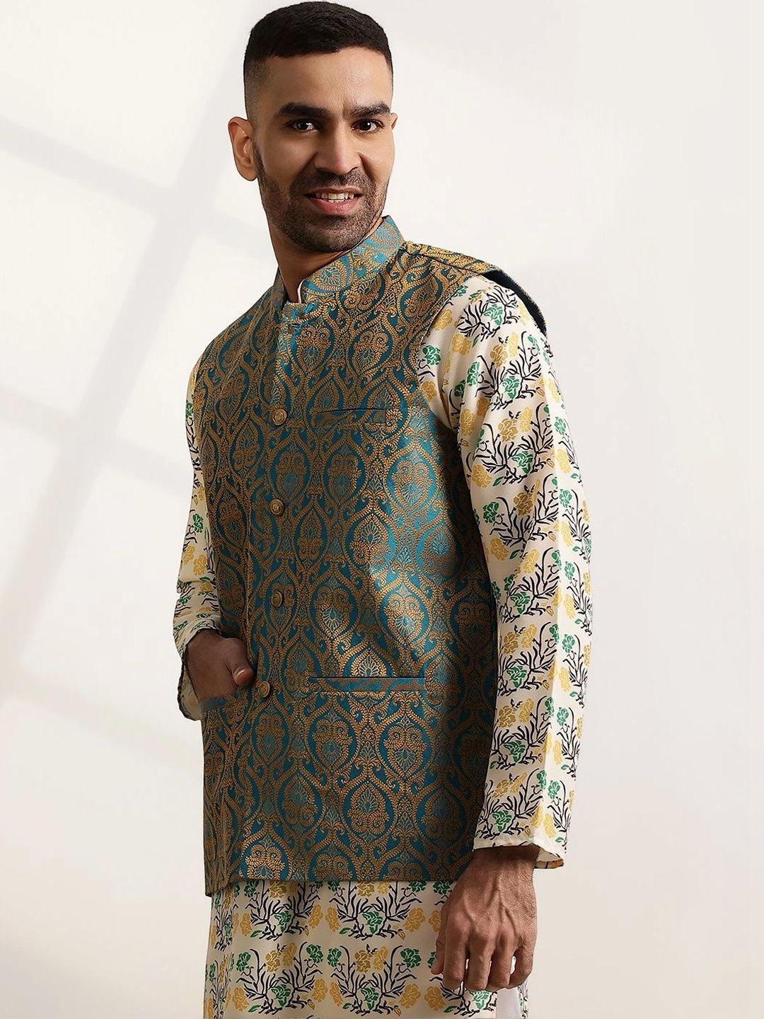 Jaket Nehru Brocade Rekaan Tenunan Anouk
