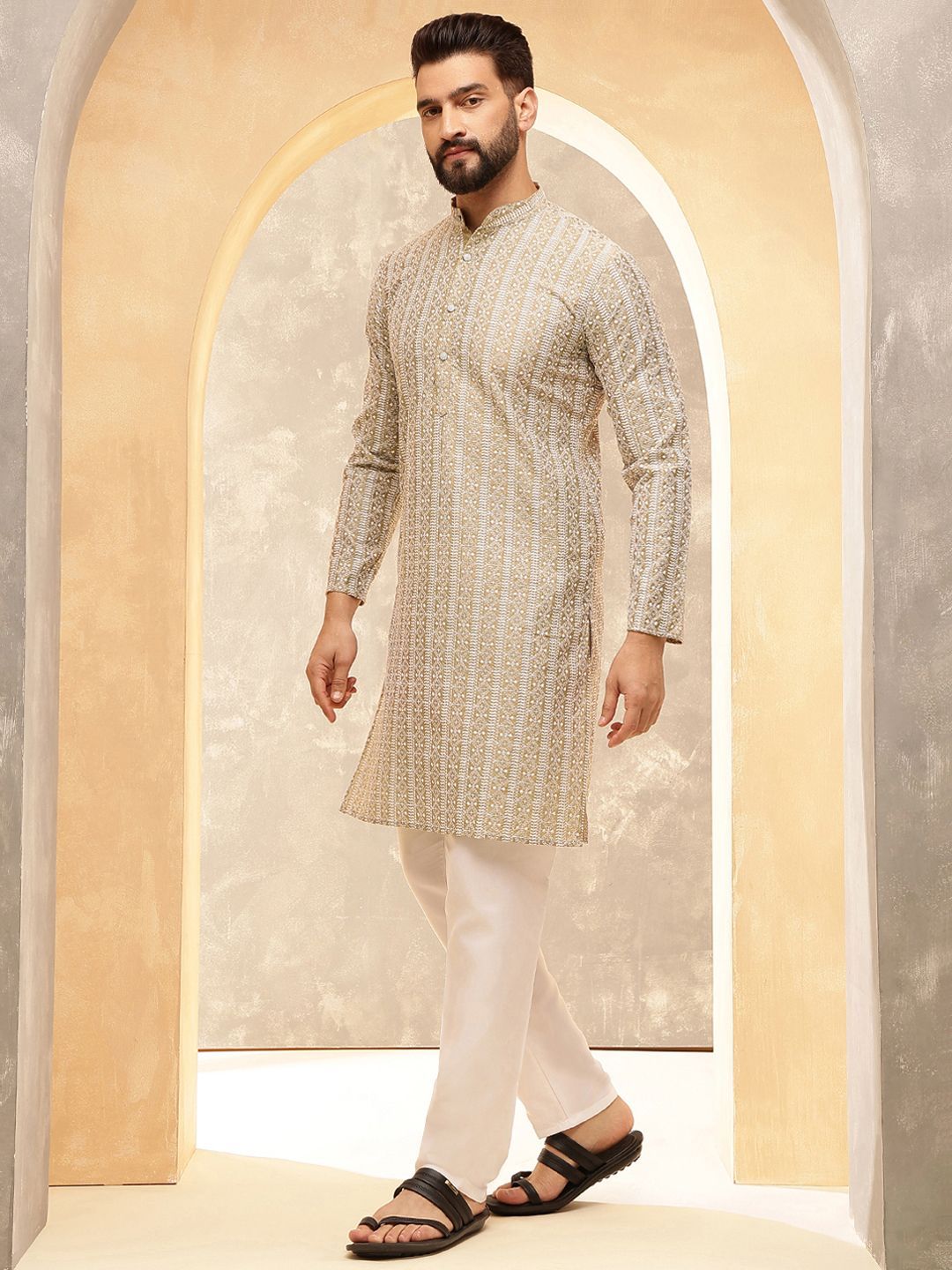 Anouk Beige Geometrik Bersulam Kolar Mandarin Kapas Tulen Kurta Lurus Dengan Piyama