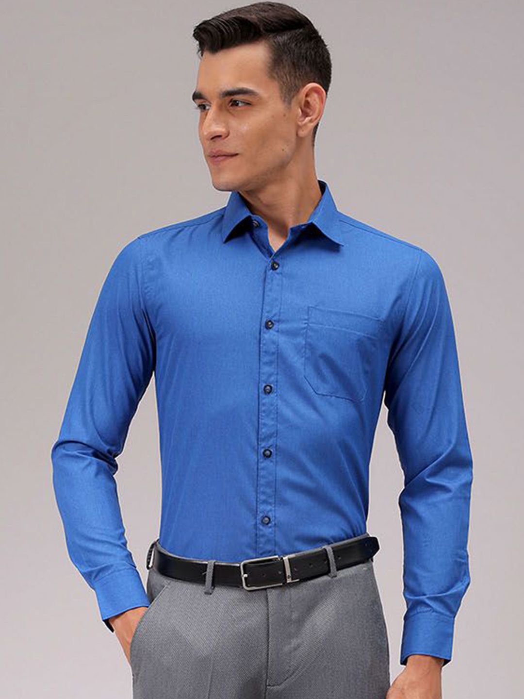 The Indian Garage Co. X Luxe Men Cutaway Collar Solid Slim Fit Formal Shirt