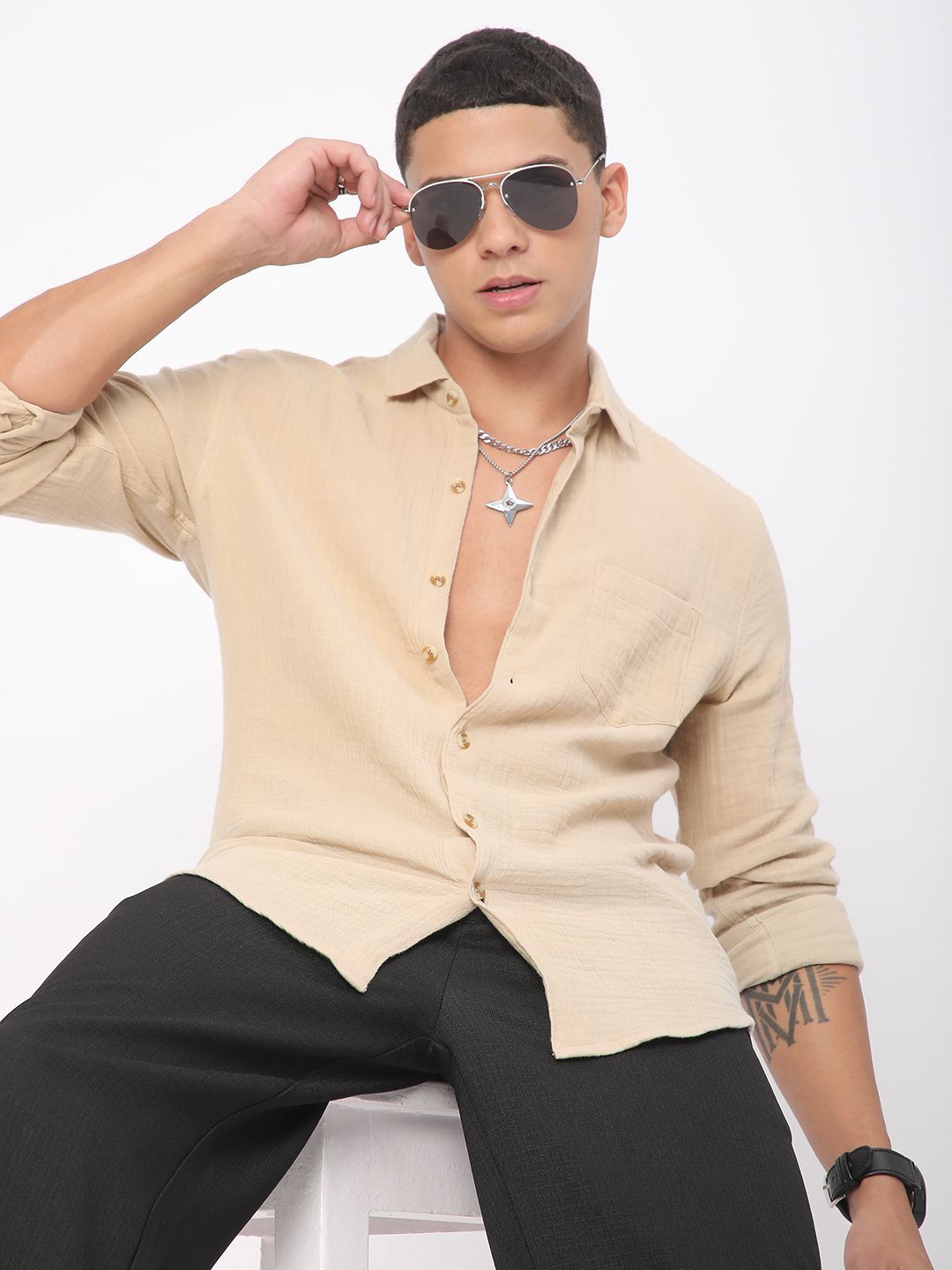 VASTRADO Men Classic Fit Spread Collar Solid Cotton Casual Shirt