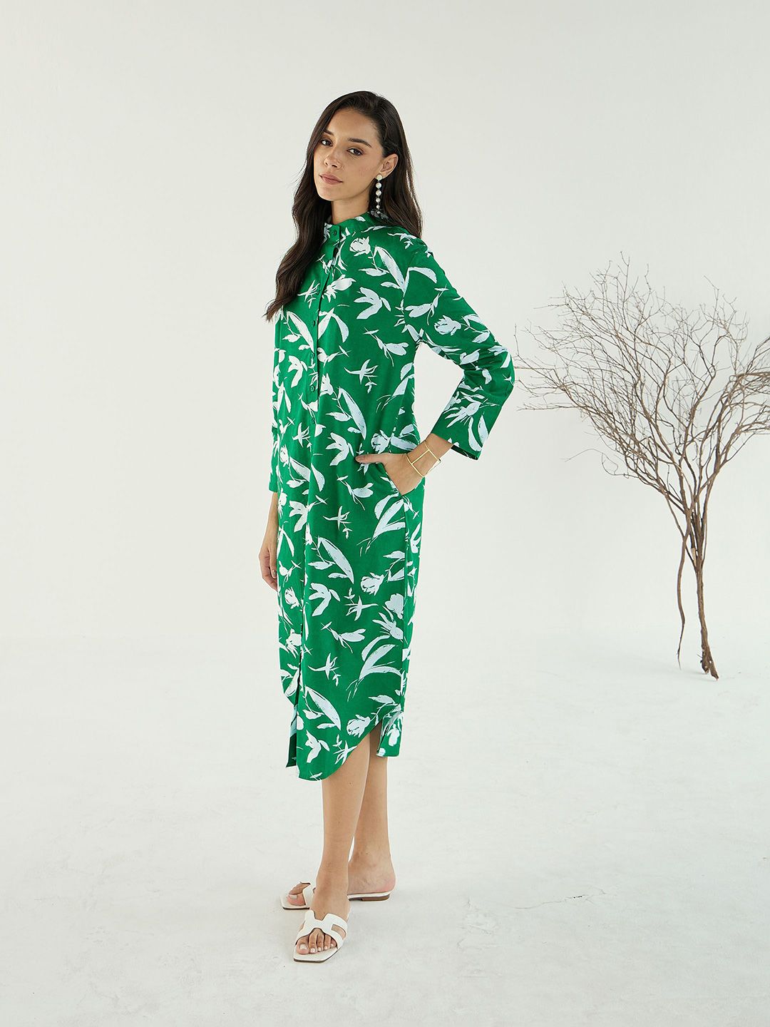 Pink Paprika by SASSAFRAS Conversational Print Shirt Midi Dress