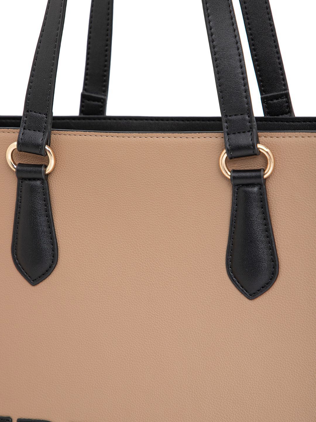 Berrylush Women Shoulder Bag