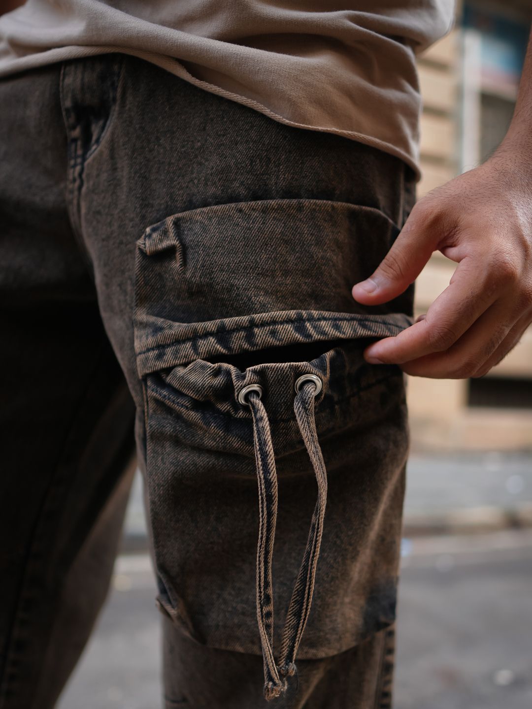 Powerlook Men Solid Loose Fit Cargos Trousers