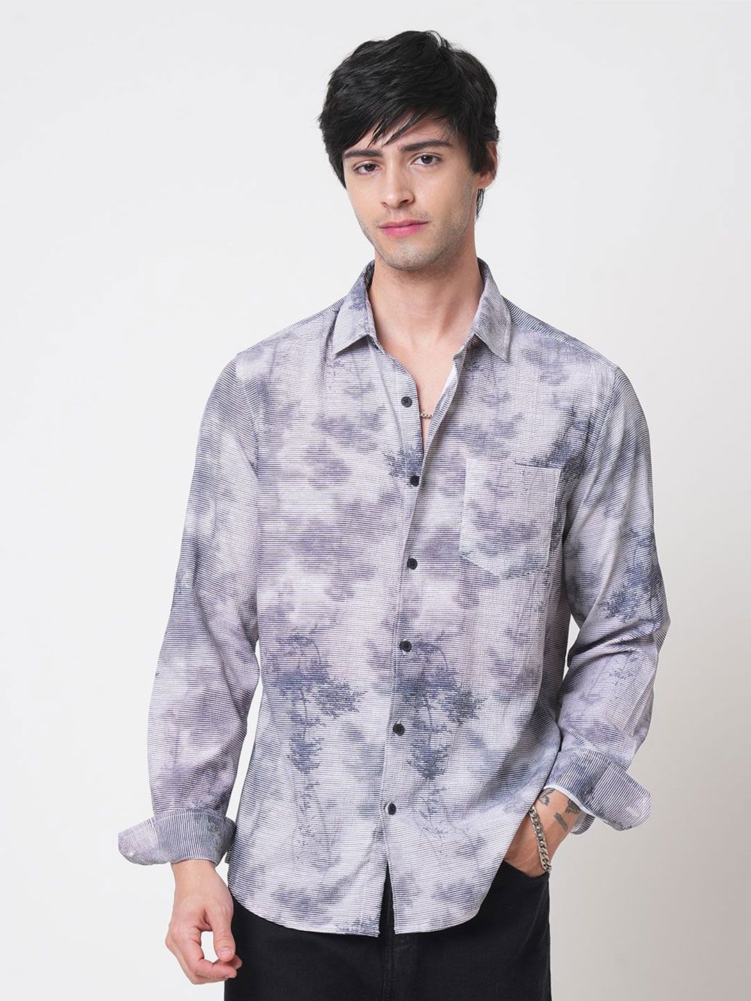 VASTRADO Men Classic Slim Fit Opaque Printed Casual Shirt