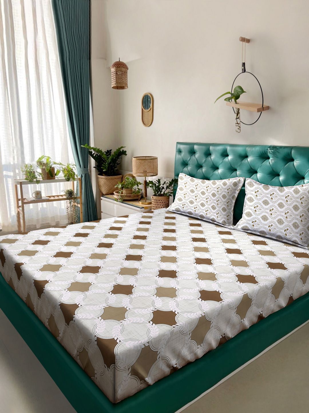 Myntra Elegant Homes White Geometric 400TC Fitted Cotton King Bedsheet Set 2.50 m x 2.25 m