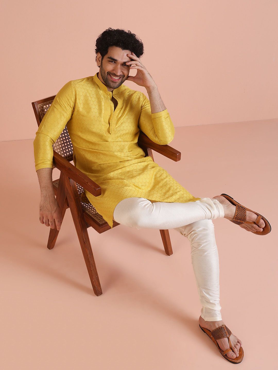 KISAH Woven Design Thread Work Mandarin Collar Straight Kurta
