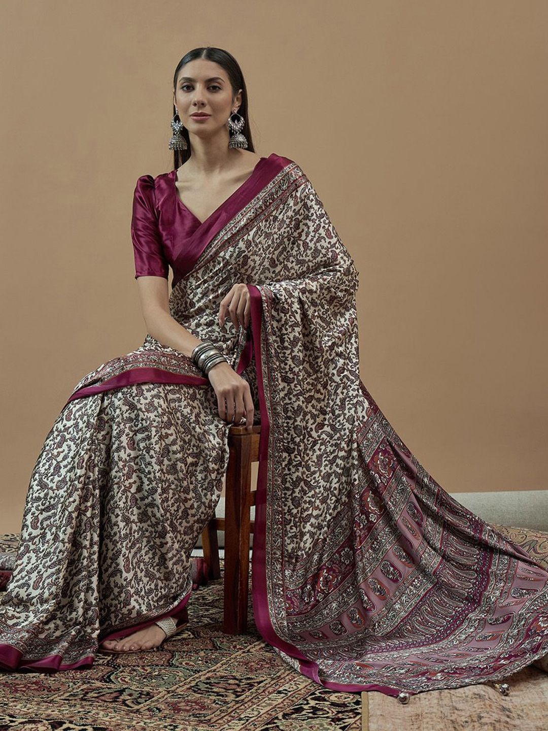 Saree mall Paisley Poly Crepe Block Print Sarees