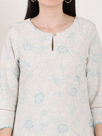 W Women Thread Work Kurta