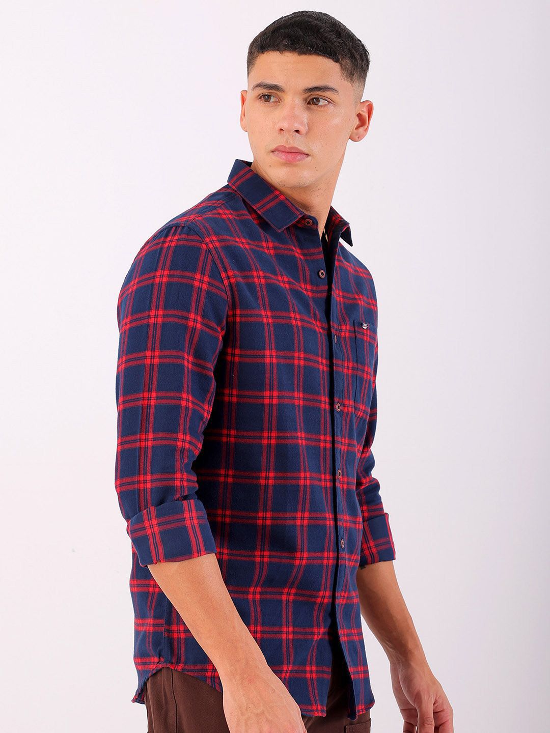 The Indian Garage Co Men Spread Collar Checked Slim Fit Casual Shirt