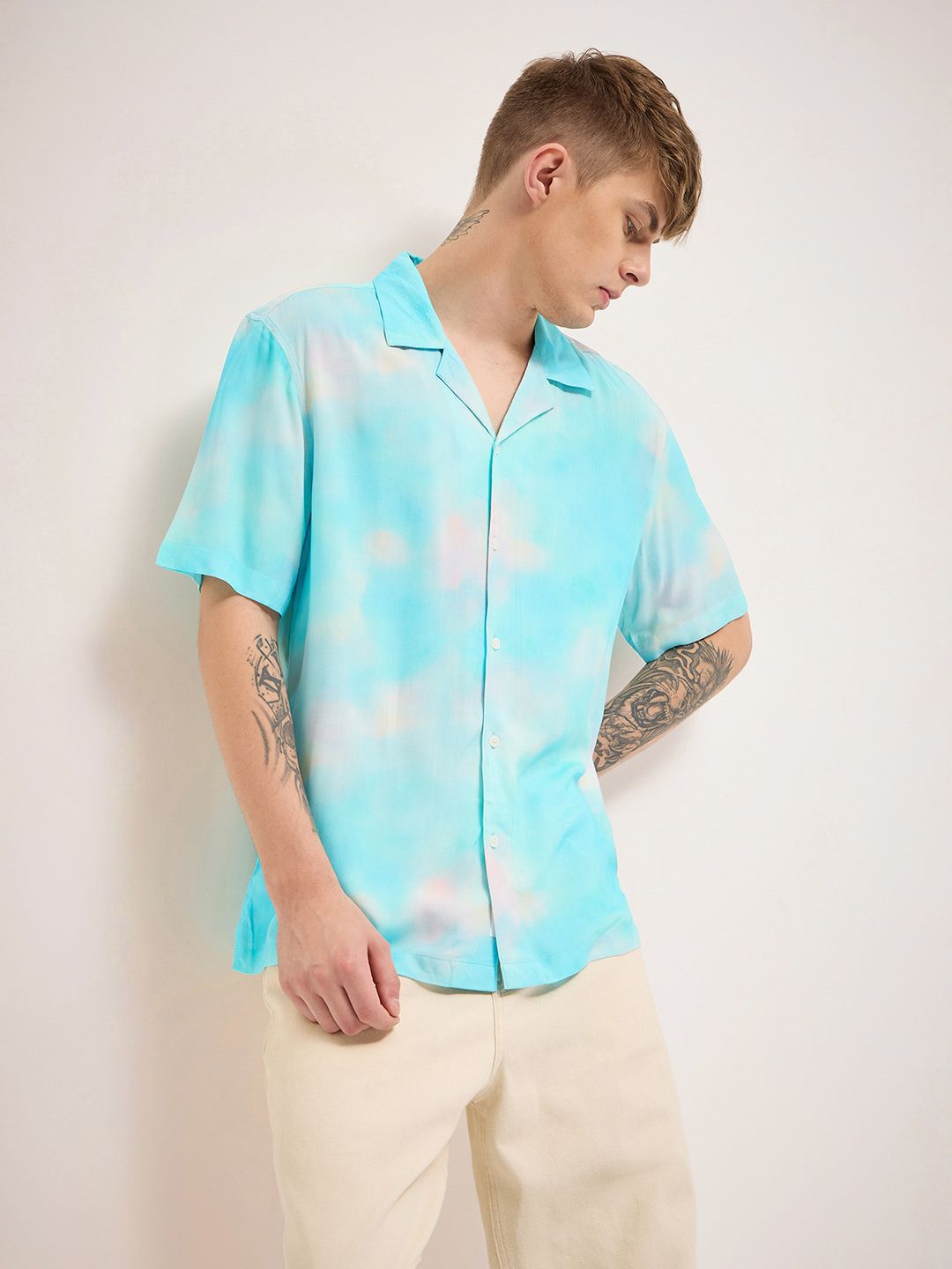 THE BEAR HOUSE Men Cuban Collar Ombre Printed Casual Shirt
