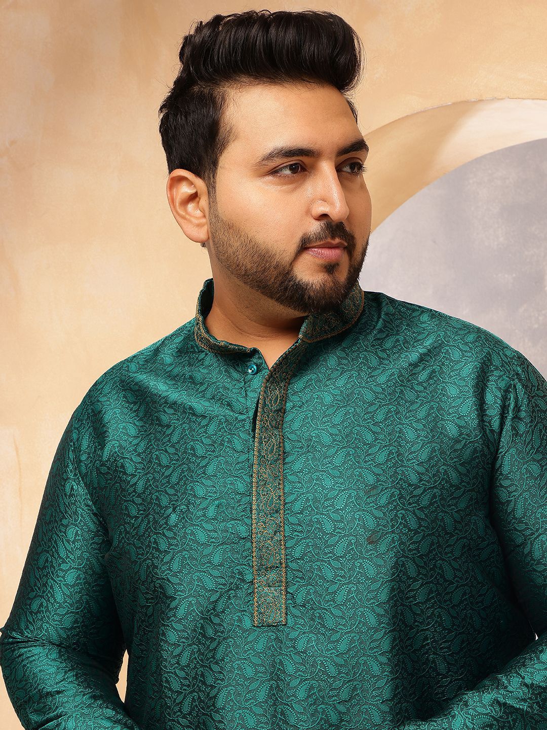 SOJANYA PLUS Men Paisley Printed Regular Kurta with Pyjamas