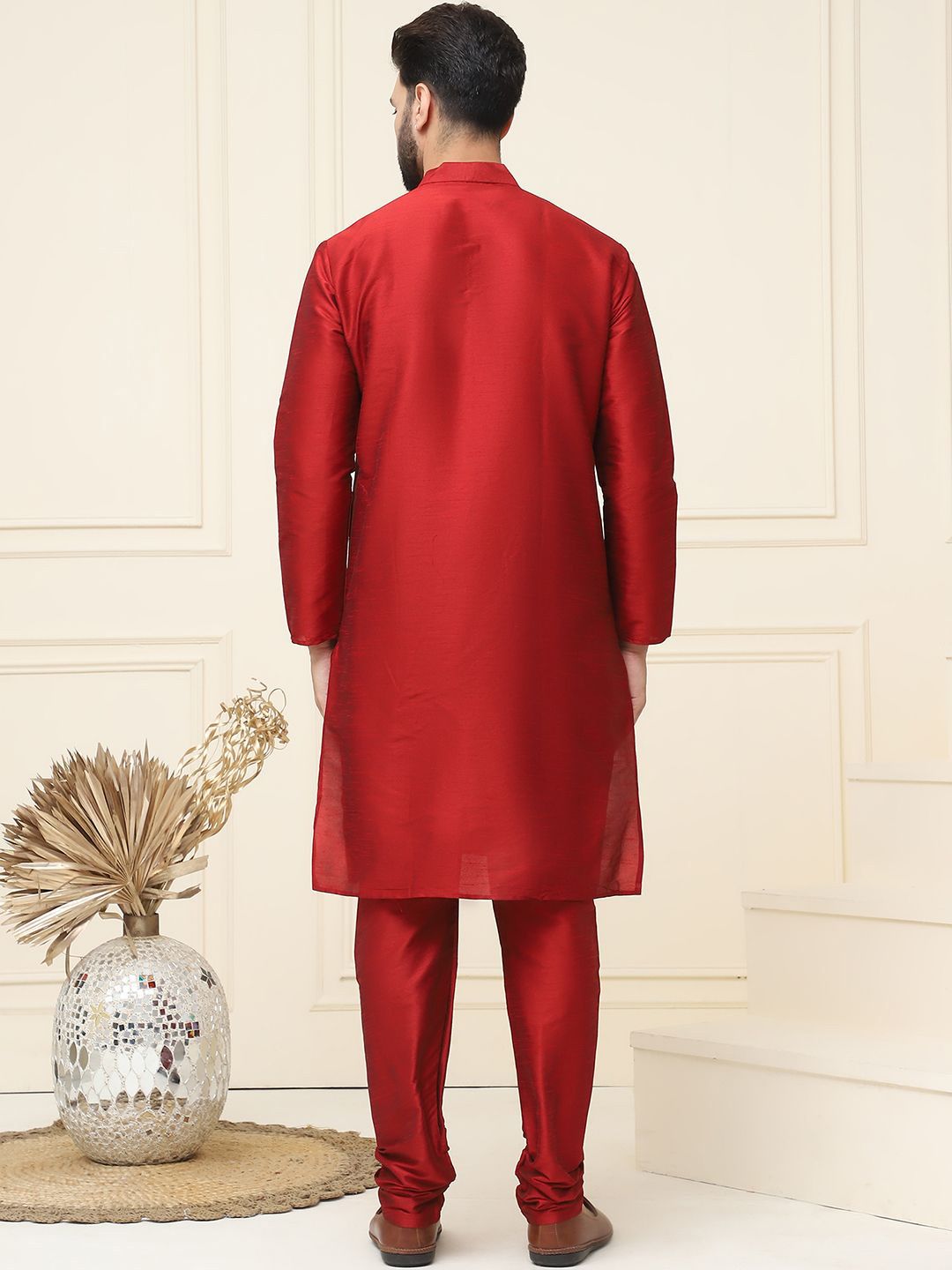 SOJANYA Mandarin Collar Straight Kurta With Churidar