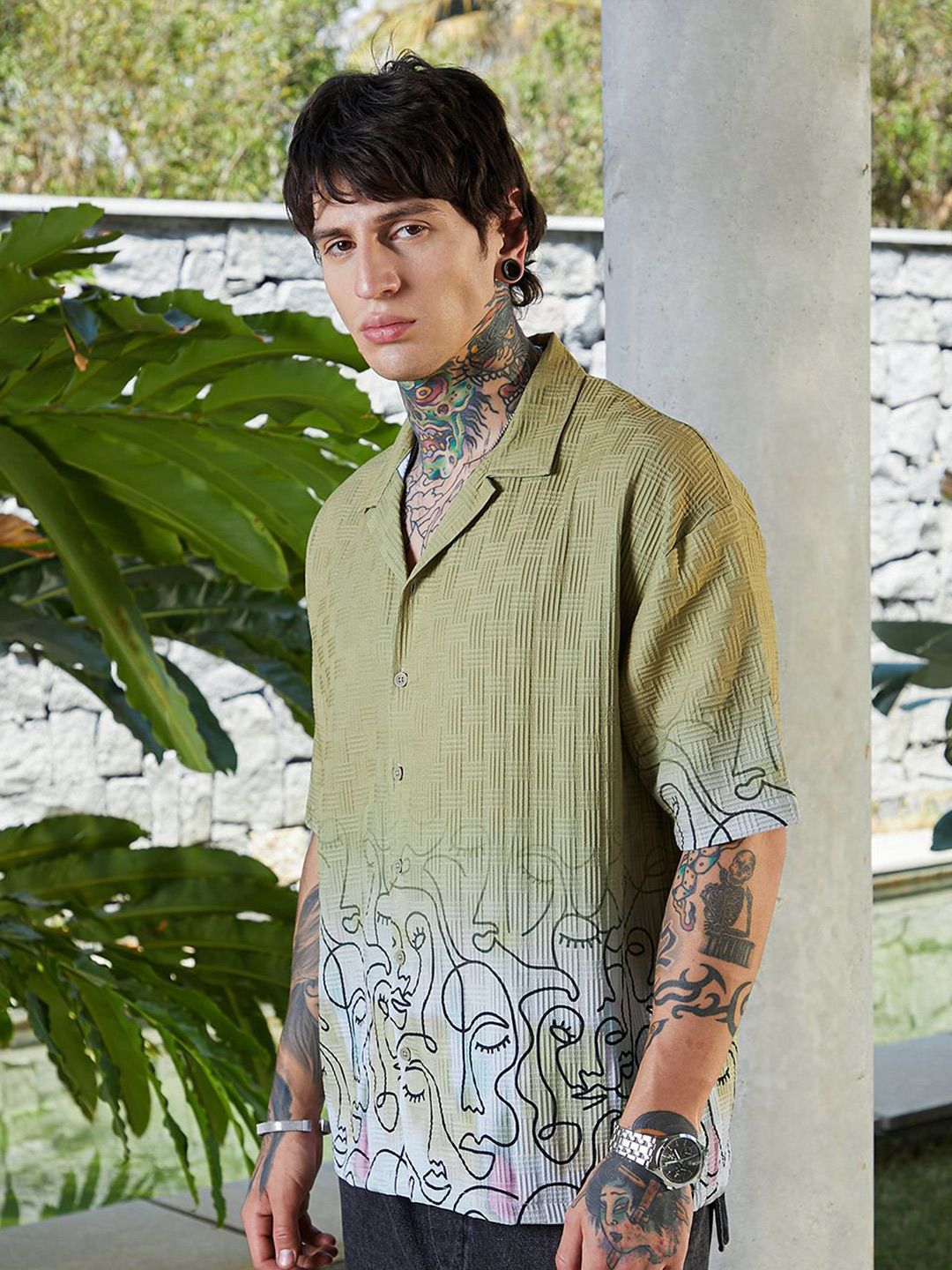 Kampus Sutra Men Classic Opaque Dicetak Baju Kasual
