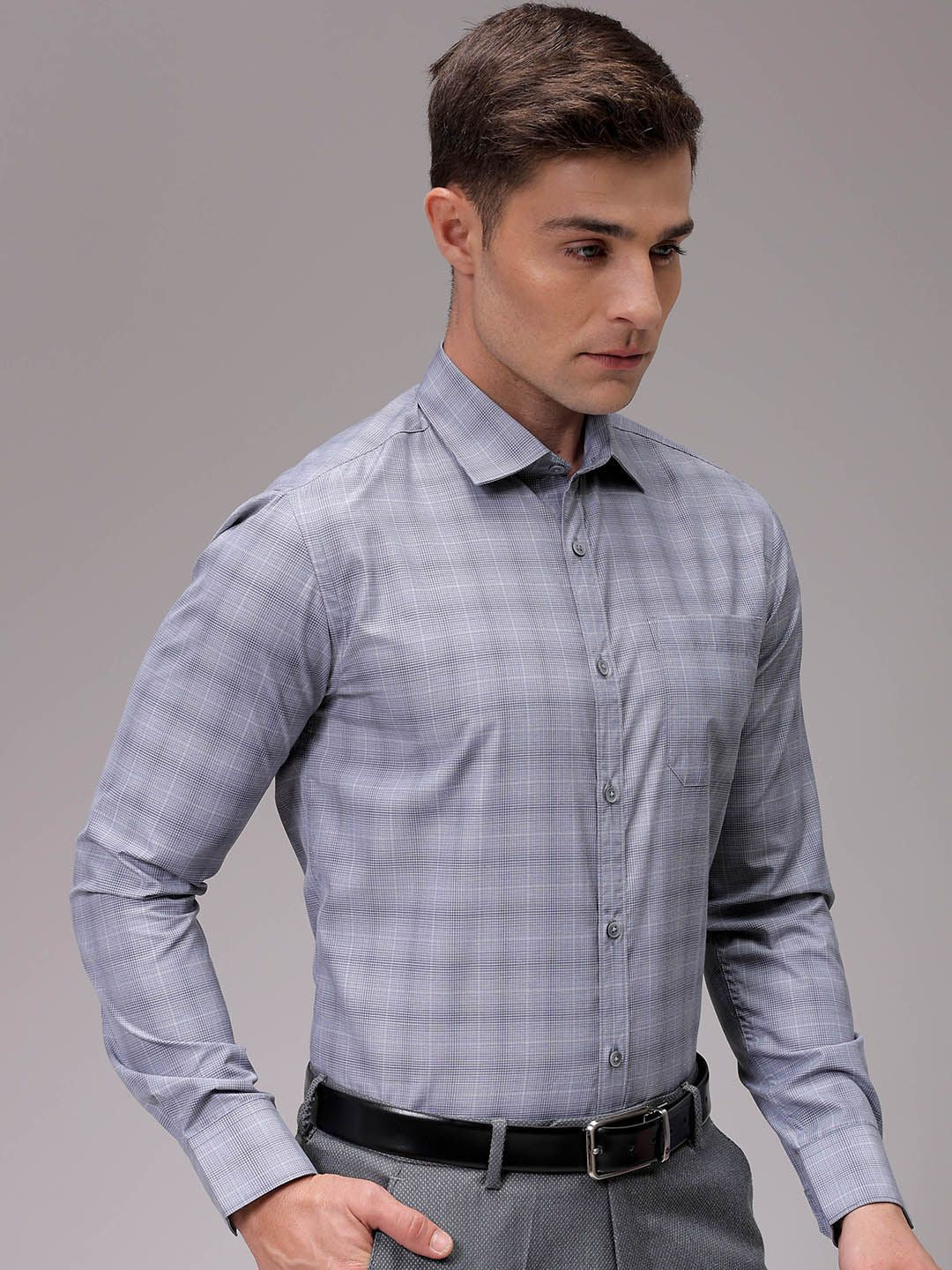 The Indian Garage Co. X Luxe Men Slim Fit Opaque Checked Formal Shirt