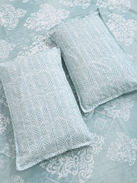 Myntra Elegant Homes Motif Etnik Hijau Dicetak Set Cadar King 300 TC 98" x 88"