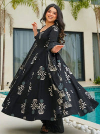 KALINI Women Floral Printed Kurta with Trousers & Dupatta