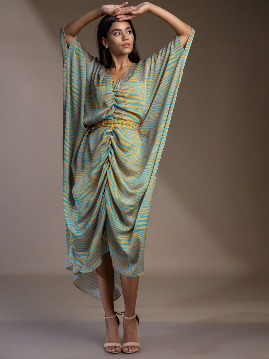 Baju Kaftan Satin Lengan Batwing Wanita Mamicha