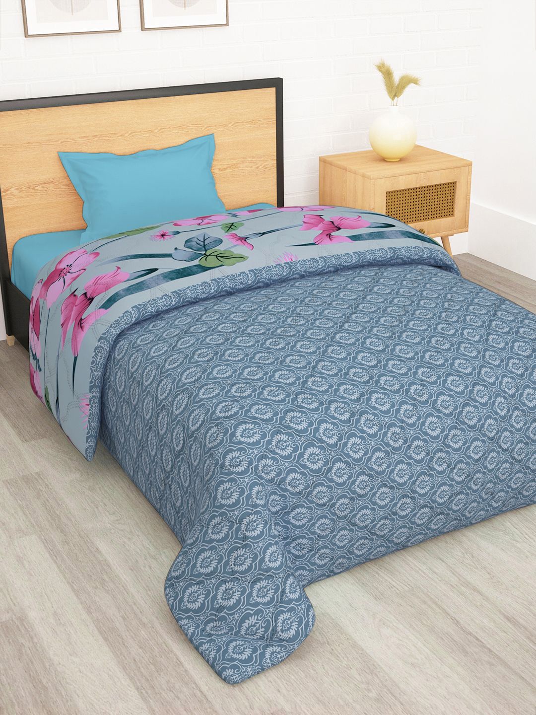 Story@home Blue & Pink Printed Reversible 120GSM AC Room Single Bed Comforter