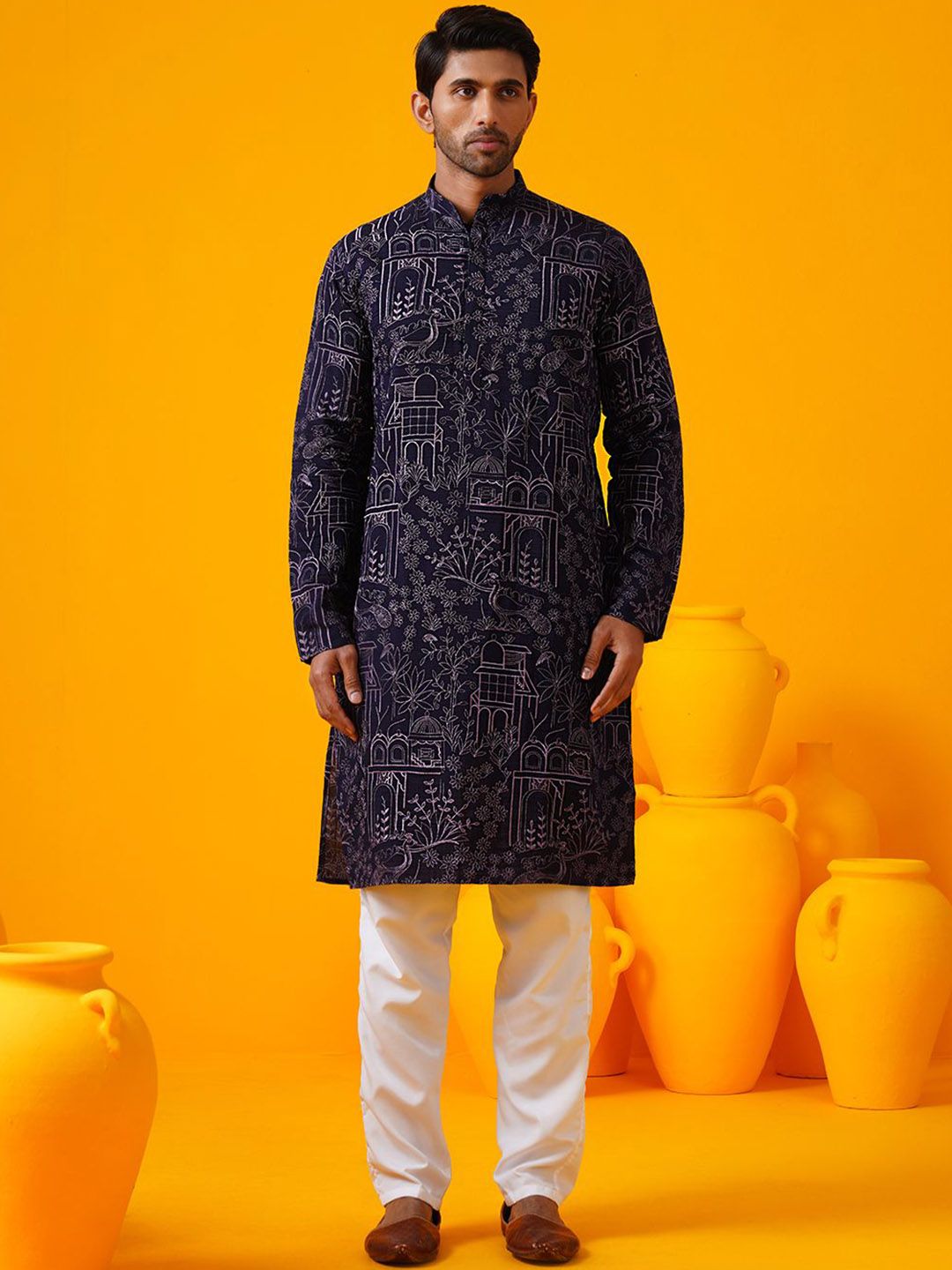 SOJANYA Ethnic Motifs Embroidered Mandarin Collar Thread Work Straight Kurtas