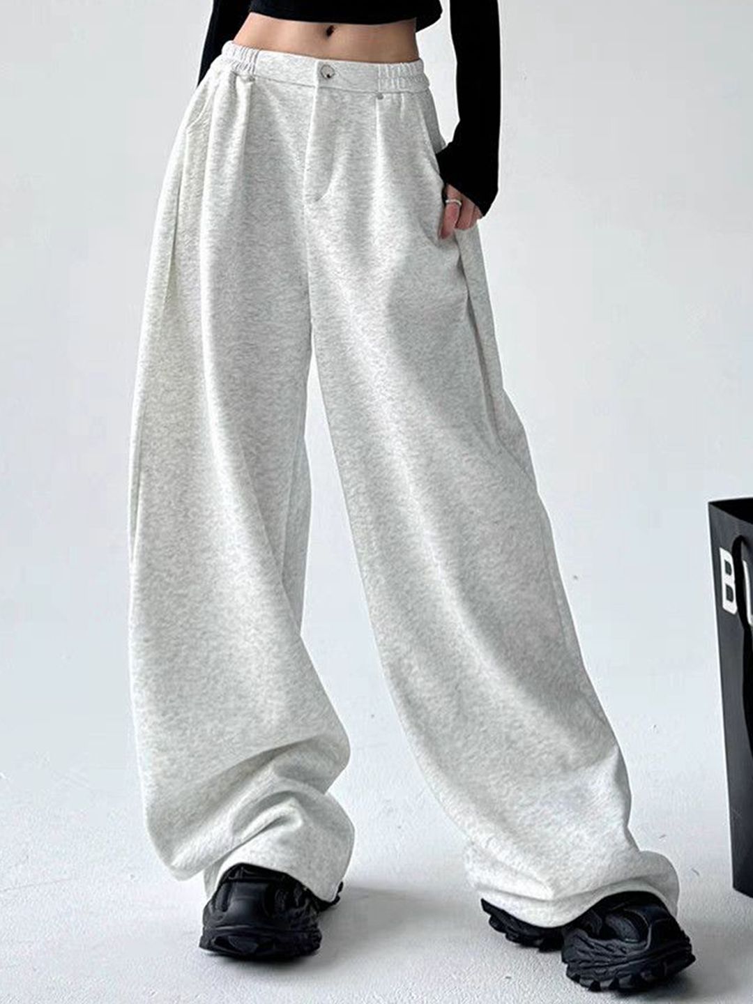 DressBerry Women Mid-Rise Loose Fit Trouser