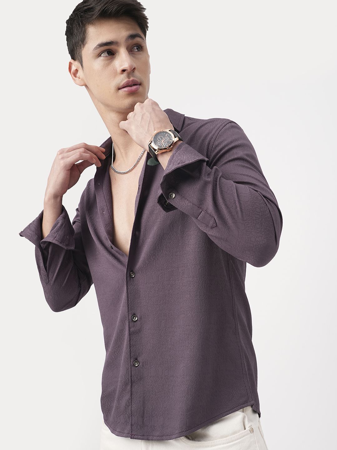 VASTRADO Men Classic Slim Fit Opaque Casual Shirt