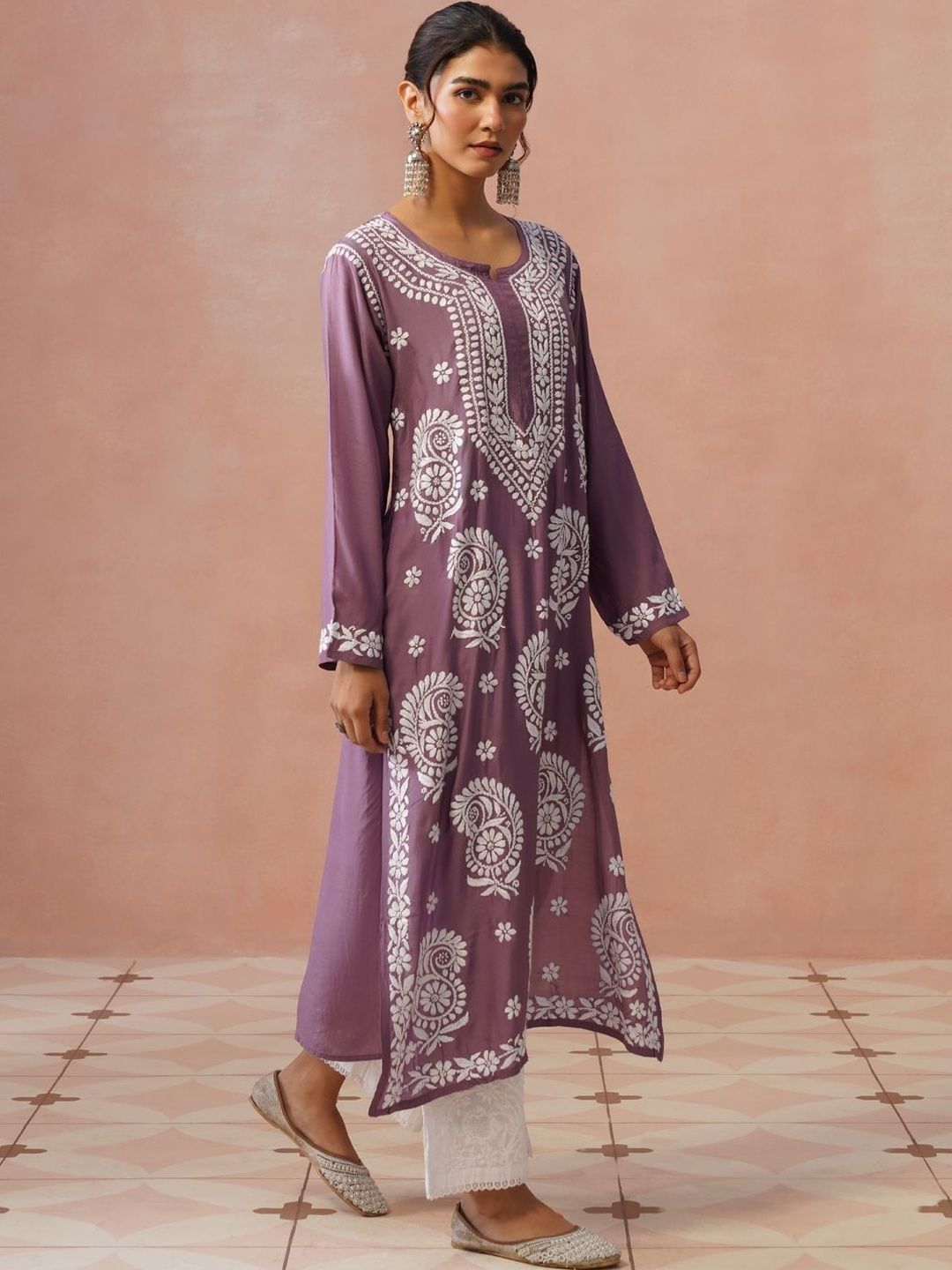 House of Chikankari Women Embroidered Chikankari Kurta