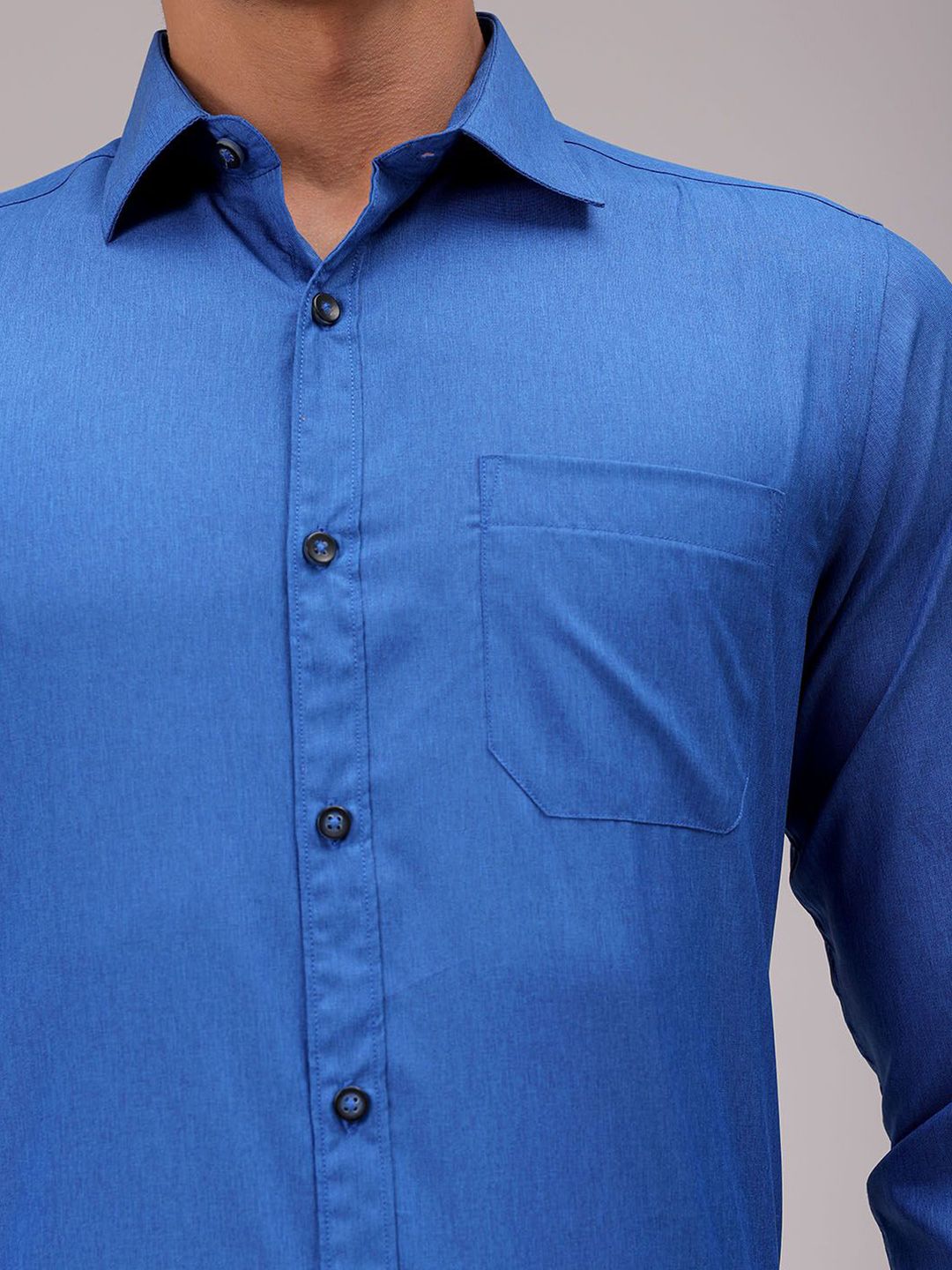 The Indian Garage Co. X Luxe Men Cutaway Collar Solid Slim Fit Formal Shirt