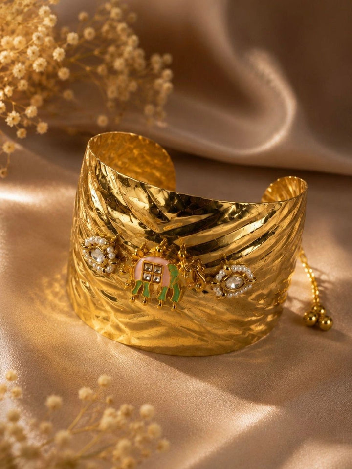 PANASH Wanita Brass Cubic Zirconia Enameled Gold Plated Cuff Bracelet