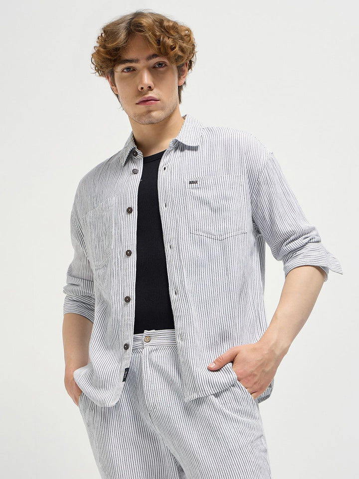 THE BEAR HOUSE Men Spread Collar Pinstripes Striped Casual Shirt