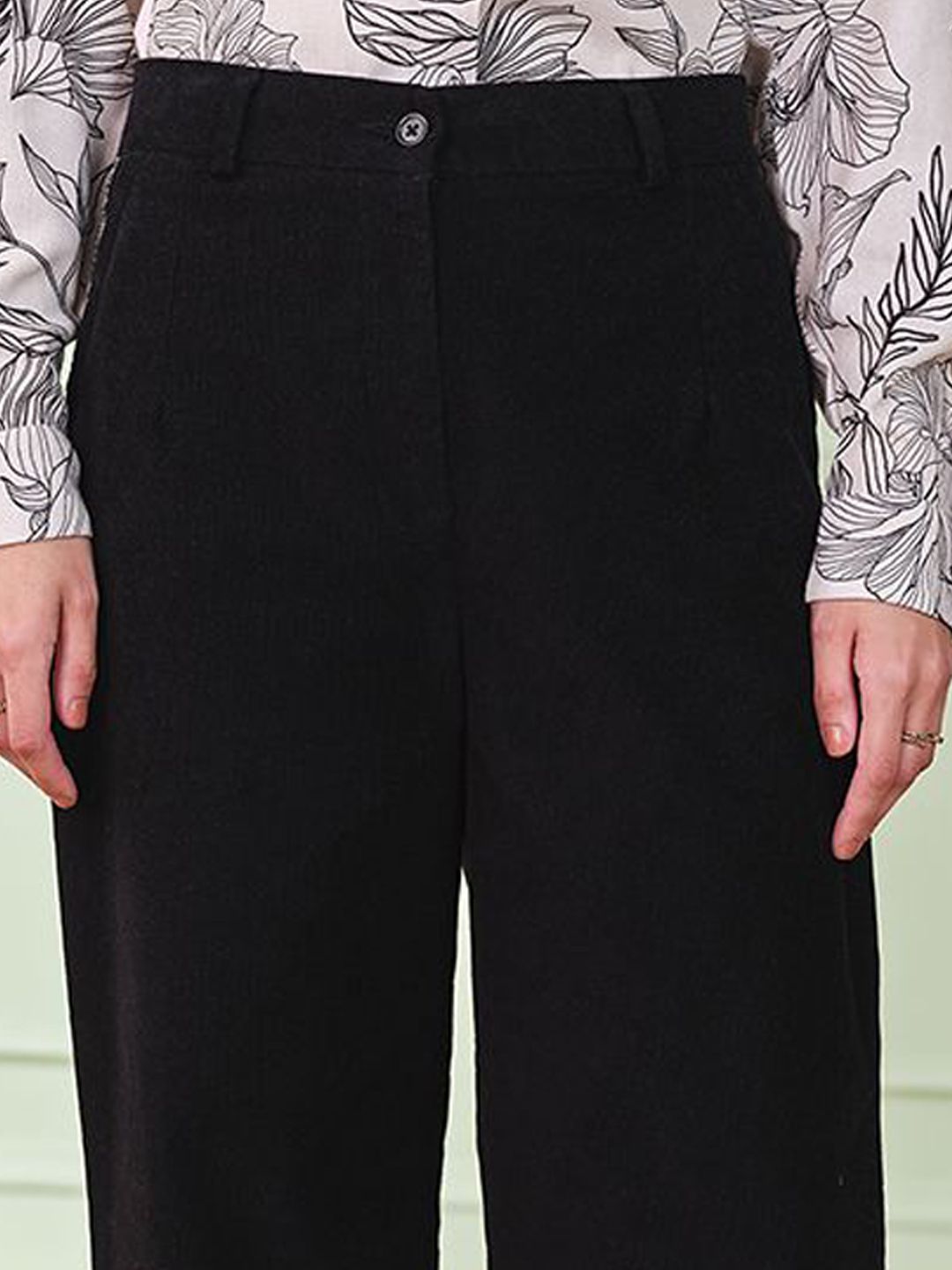 AND Women Mid Rise Straight Fit Trousers