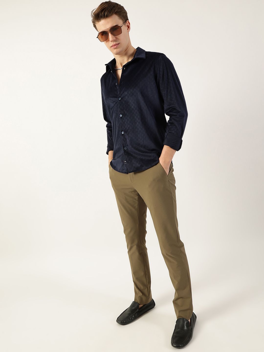 Thomas Scott Men Classic Spread Collar Textured Solid Slim Fit Casual Shirt