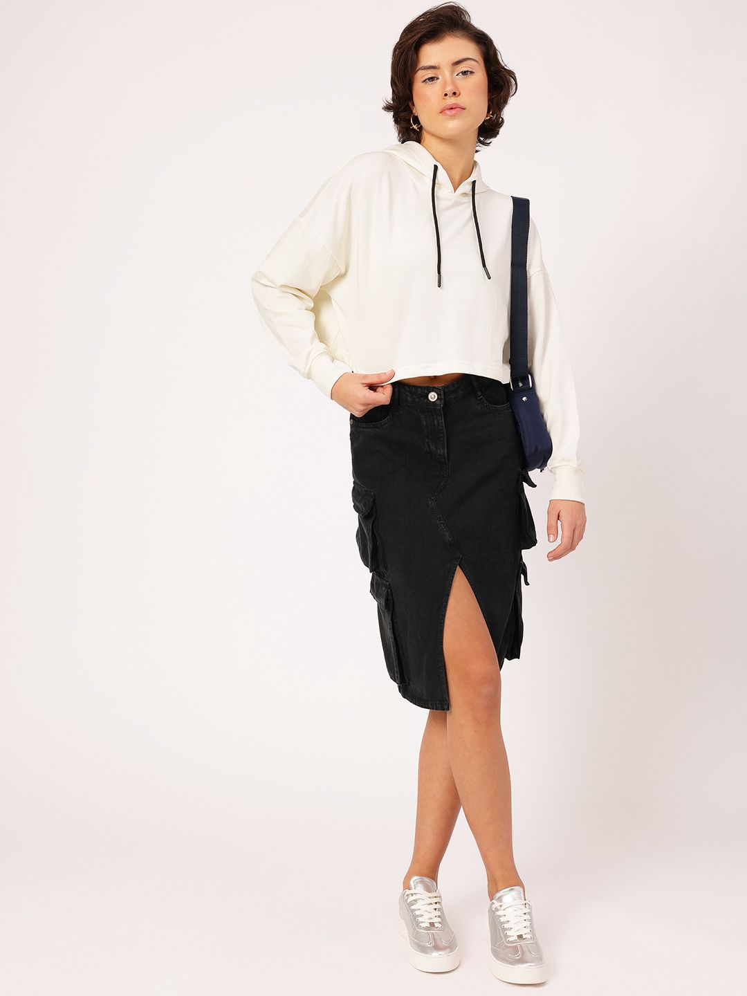 DressBerry Graphic printed Boxy Fit Sweatshirt