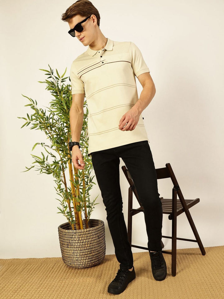 T-shirt kapas kolar Thomas Scott