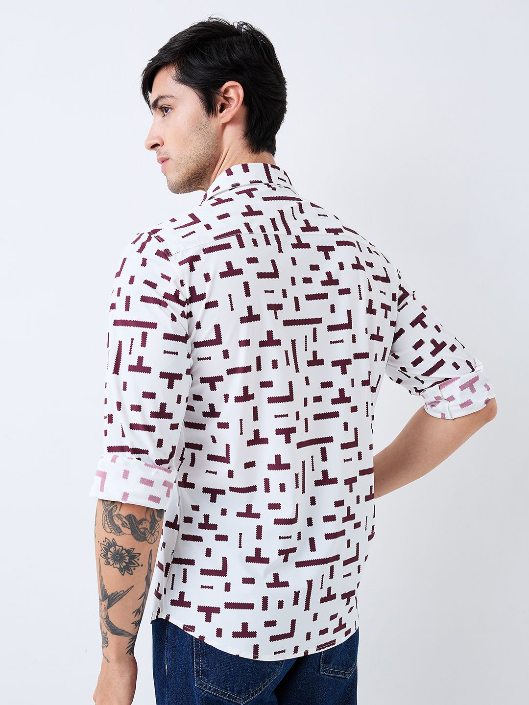 SPYKAR Men Spread Collar Geometric Printed Casual Shirt