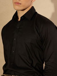 DENNISON Men Smart Slim Fit Solid Spread Collar Cotton Formal Shirt