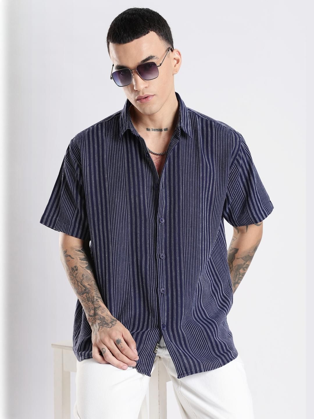 Adro Men Spread Collar Berjalur Menegak Baju Kasual Kapas Bersaiz Besar Rekaan Sendiri