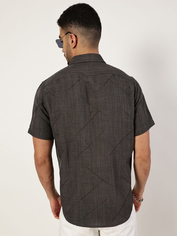 Thomas Scott Men Premium Spread Collar Checked Slim Fit Casual Shirt