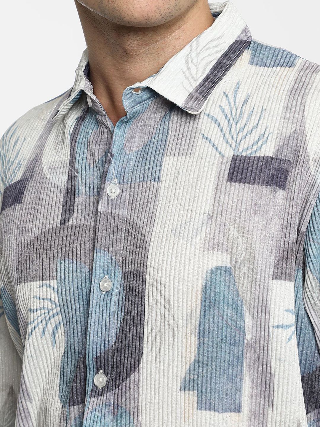 Campus Sutra Men Comfort Spread Collar Abstract Printed Casual Shirt
