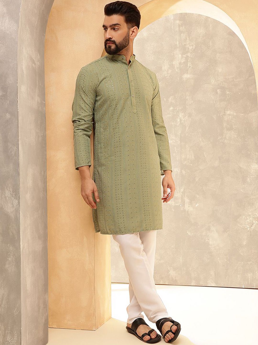 Anouk Green Geometric Sulam Jujukan Jalur Kolar Kurta Lurus
